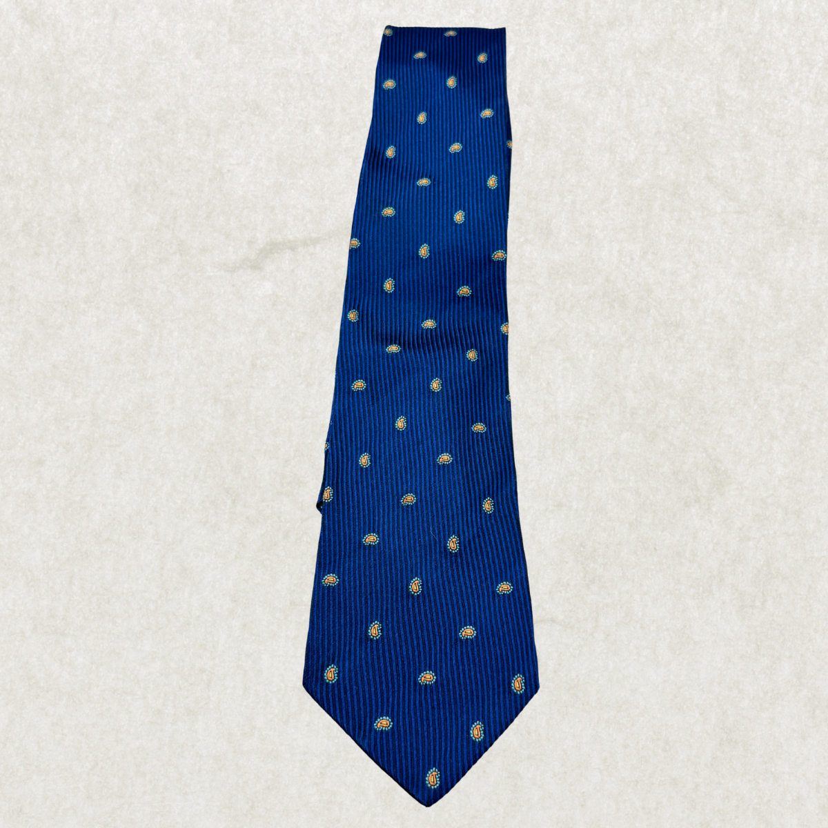 Vintage BOSS by Hugo Boss 100% Silk Tie, 55” x 3” – Excellent Condition