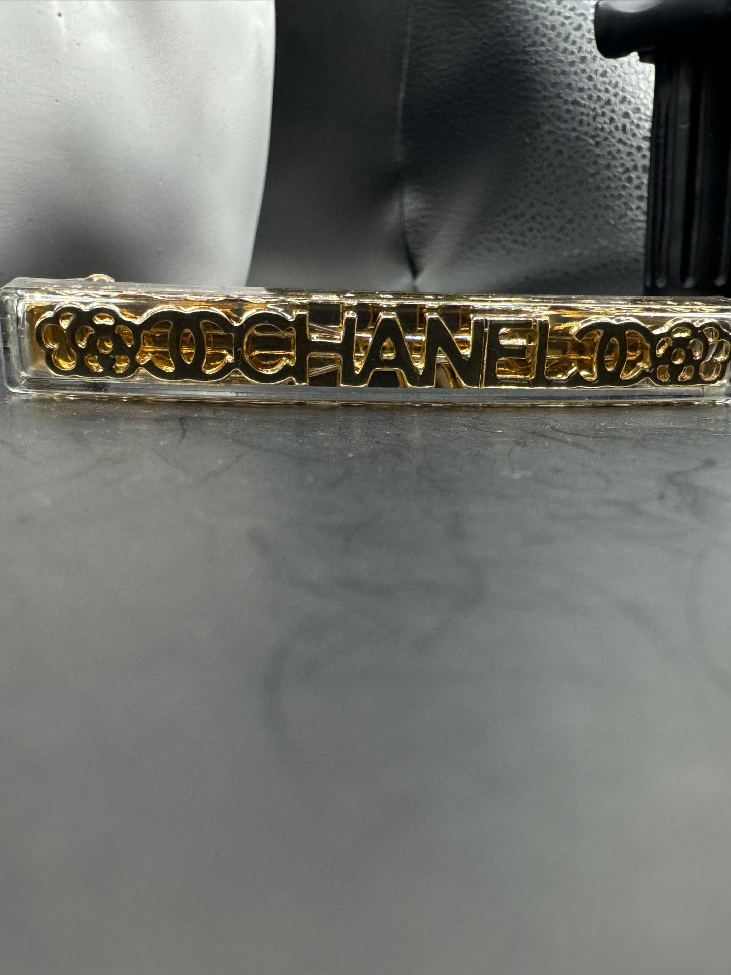 Vintage CHANEL Barrette Hair Clip – Gold Tone Logo Lucite Barrette – Late 1970s / Early 1980s – Made in France – Rare Collectible