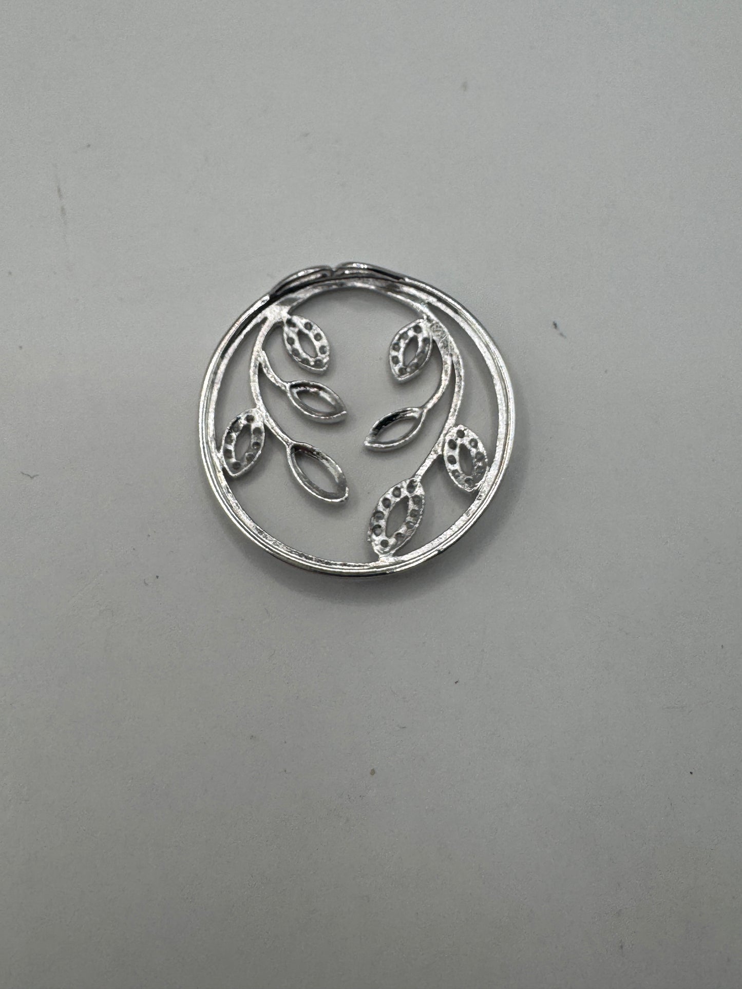 Vintage Large Sterling Silver Pendant with Natural Diamonds – Excellent Condition
