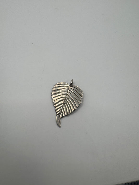 Vintage Sterling Silver Leaf Pendant