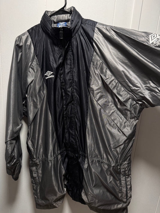 Umbro Pro Training Vintage 90s Football/Soccer Nylon Jacket – Size M