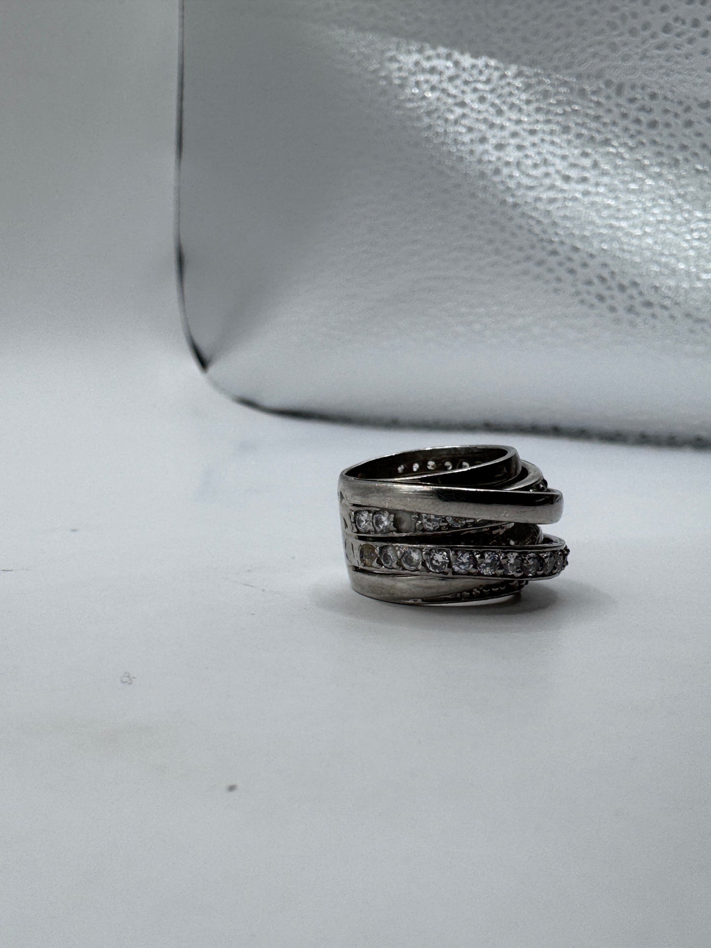 Sterling Silver 925 NH Diamond Band Ring, Size US 3.5 – One Diamond Missing