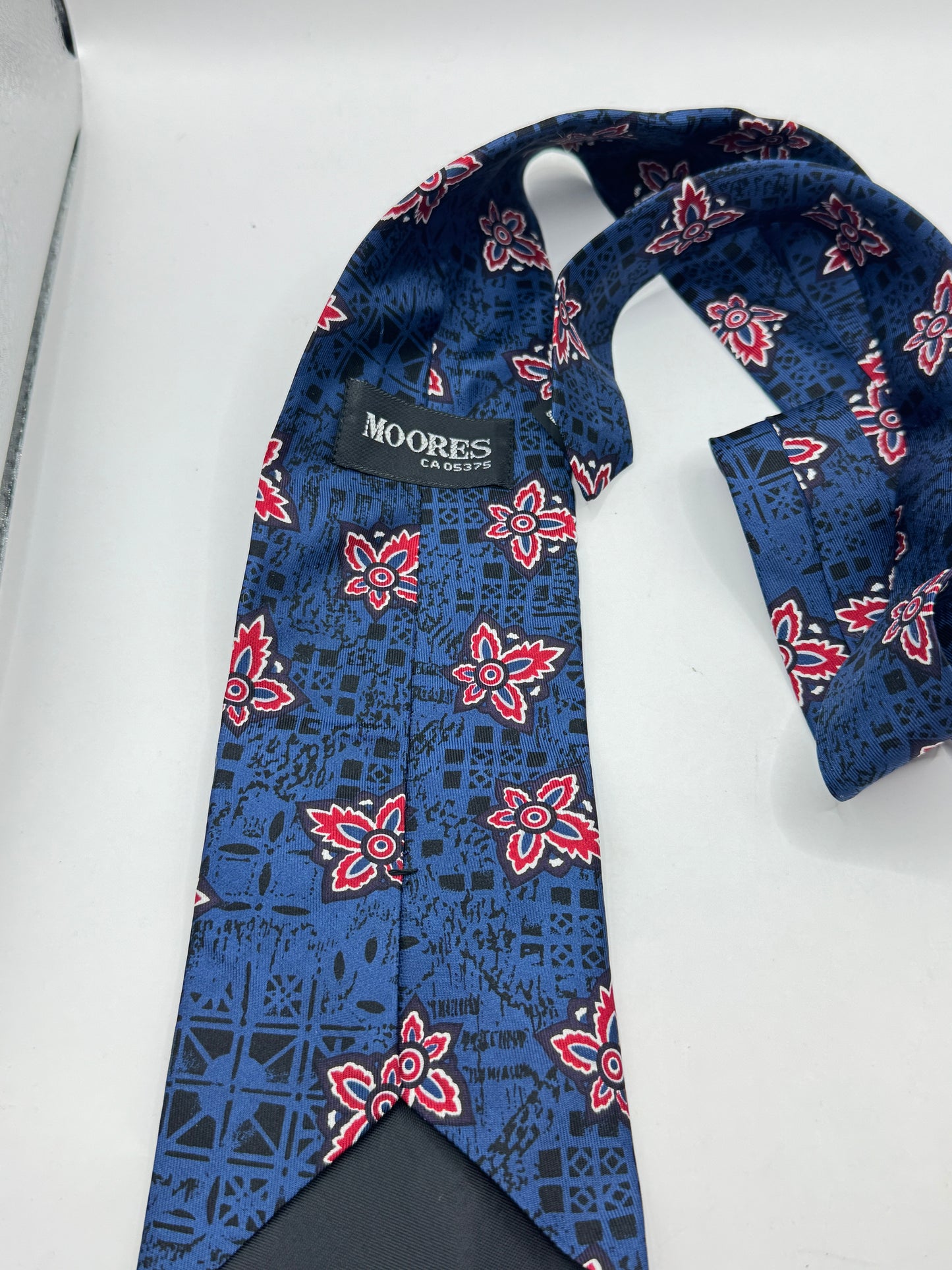 Vintage Moores 100% Silk Floral Pattern Tie, Blue Red and White