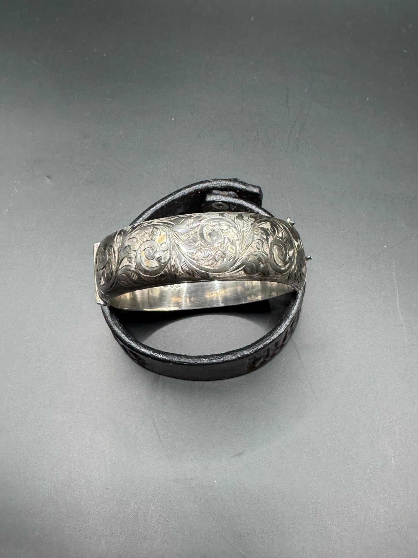 Antique Smith & Ewen Sterling Silver Bangle – Edinburgh 1909, Hand Engraved, Dated 1916