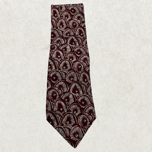 Vintage Club International Silk Tie – 100% Silk, Art Deco Fan Pattern