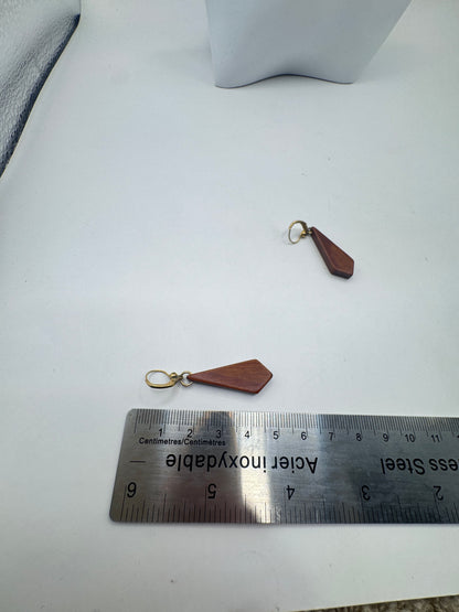 Vintage Red Wood Drop Earrings with 14K Gold Hooks – Excellent Condition