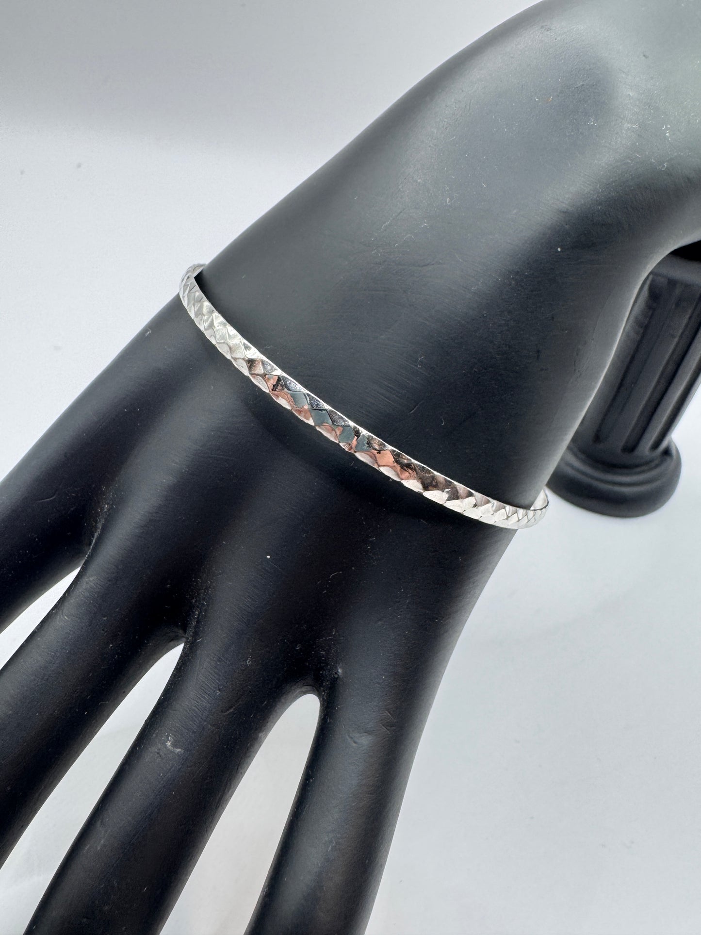 Vintage Sterling Silver 925 Bangle Bracelet – 6 cm Diameter