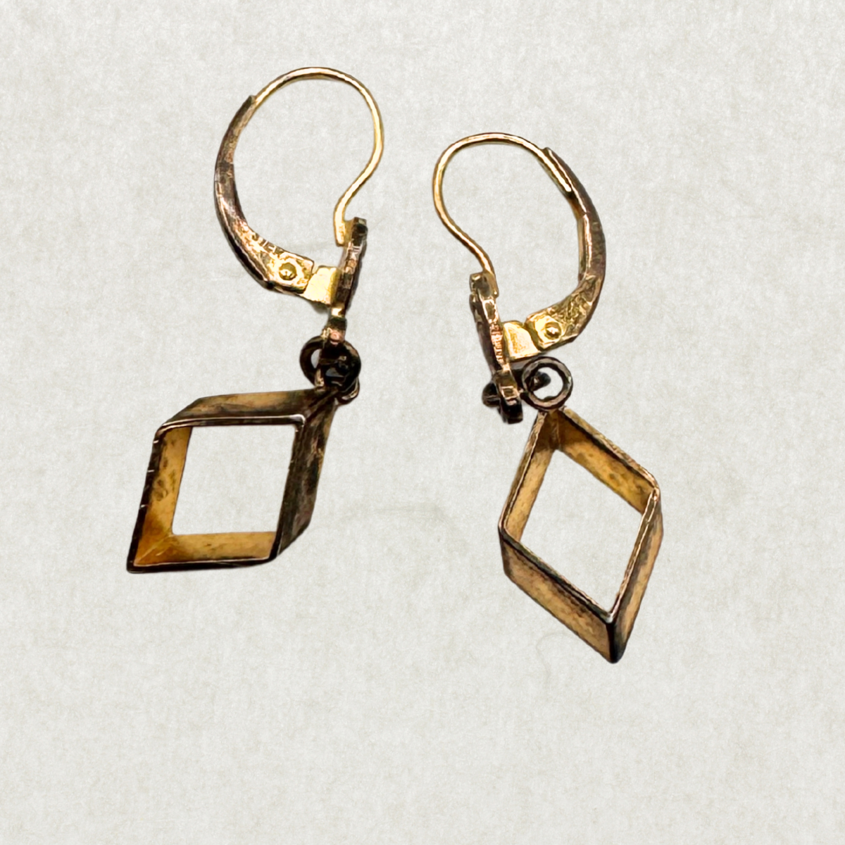 Vintage Gold-Plated Sterling Silver Earrings – Geometric Diamond Drop