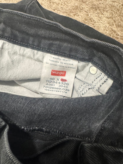 Vintage Wrangler Women’s Jeans – W40 L32, Dark Wash Denim, Classic Straight Leg
