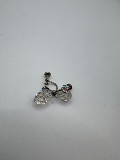 Vintage Rhinestone Clip Earrings – Sparkling Retro Elegance