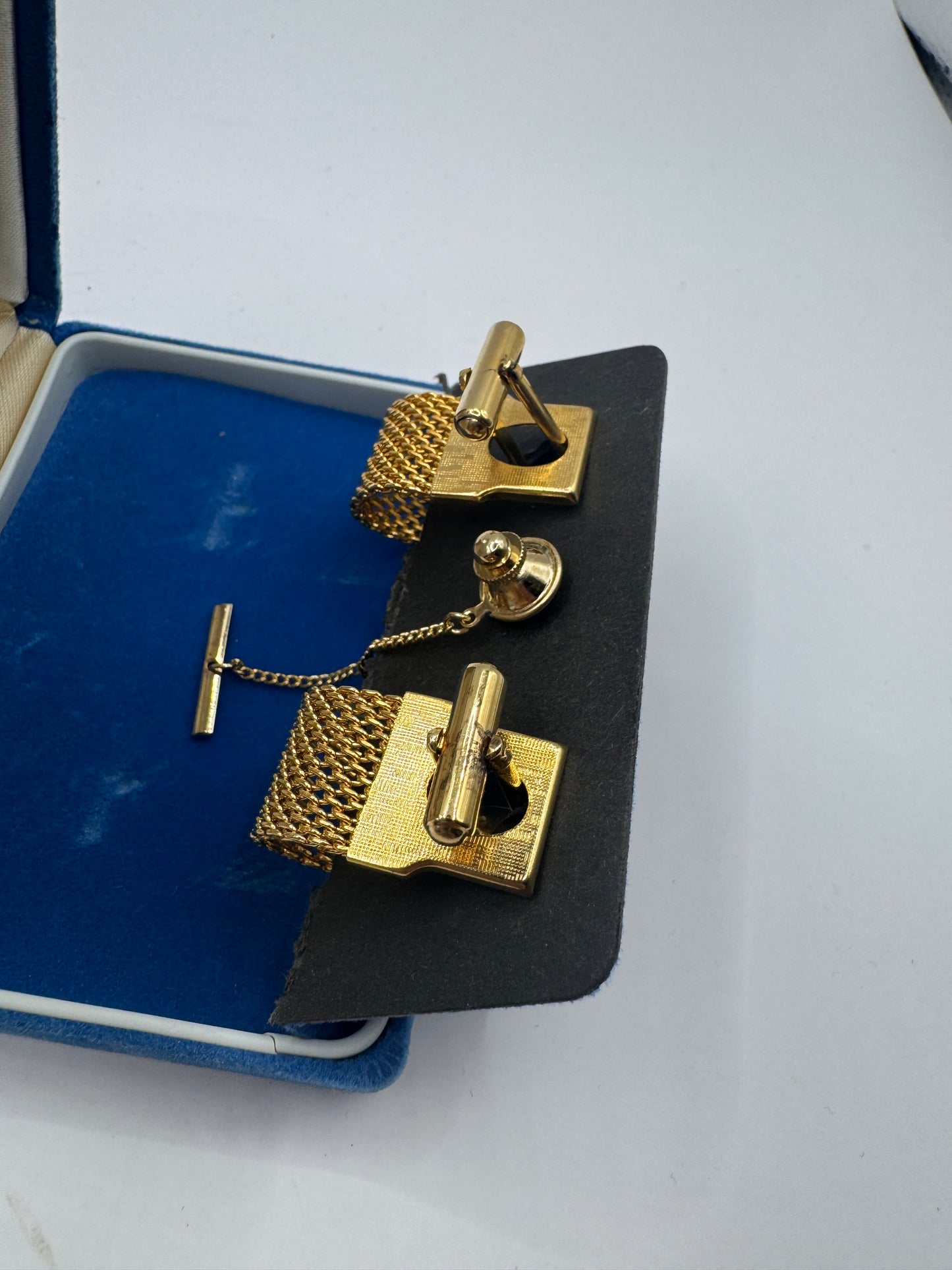 Vintage 70s Rivoli Crystal Cufflinks & Tie Pin Set – Watermelon Prism Gold-Tone