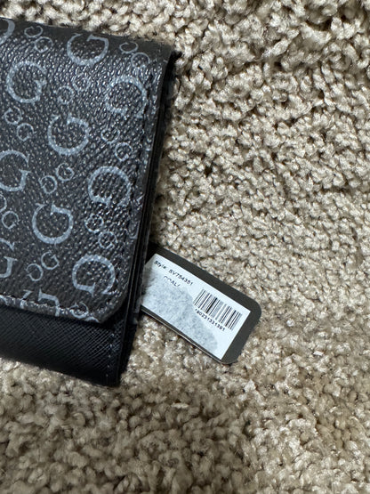 BNWT Guess Los Angeles Thornton Black Logo Slim Wallet Clutch – Monogram Zip Wallet 7” x 4”
