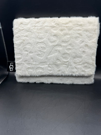 Vintage UGG Faux Fur Handbag – Embossed Logo Pattern Cream 11” x 9”