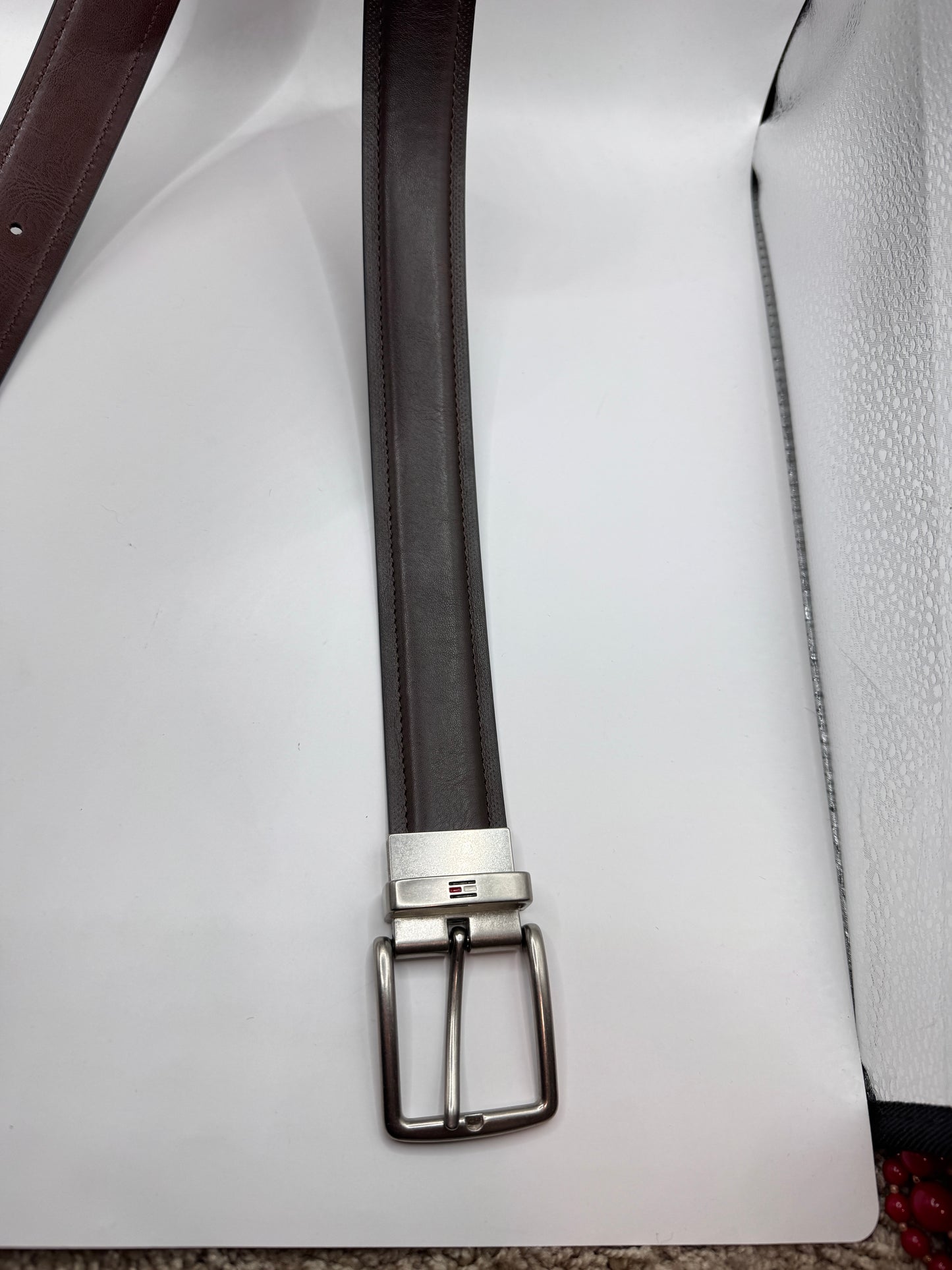 Tommy Hilfiger Men’s Reversible Leather Belt – Dark Brown & Brown, 37.5” x 1.5”