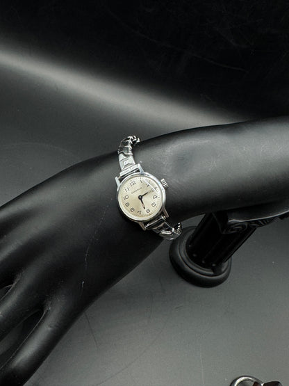 Vintage Caravelle by Bulova Mechanical Watch – 1973 (N3), Silver Tone, Working Condition
