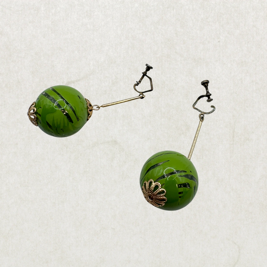 Vintage Glass Statement Clip Earrings – Bold Fashion Accessory