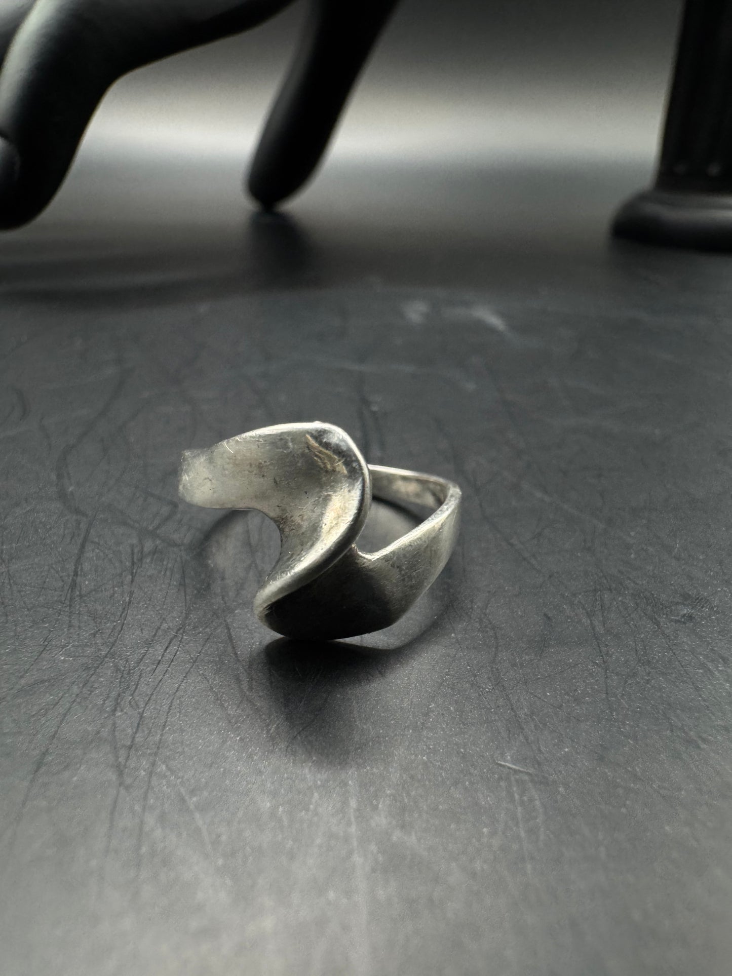 Sterling Silver 925 Wave Ring – Size 7.5