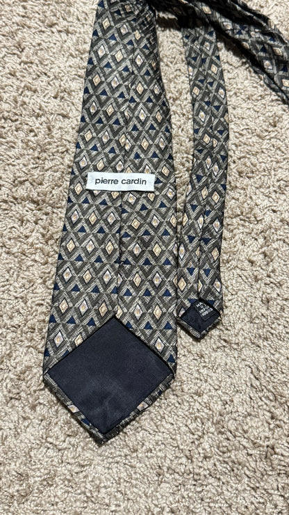 Vintage Pierre Cardin 100% Silk Tie – Geometric Diamond Pattern Designer Necktie Gray Blue Beige 58” x 4”