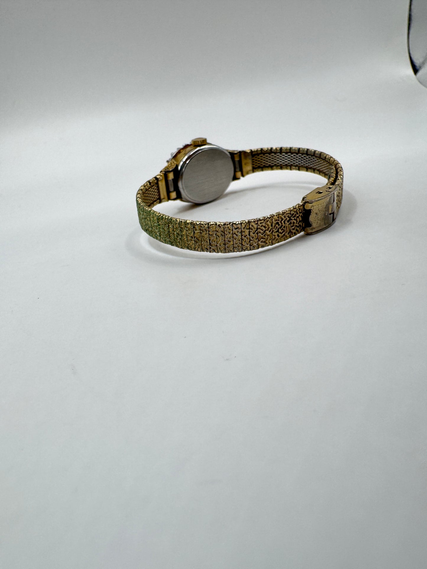 Vintage Chateau 17 Jewels Shockproof Mechanical Women’s Watch – Gold-Tone, Working