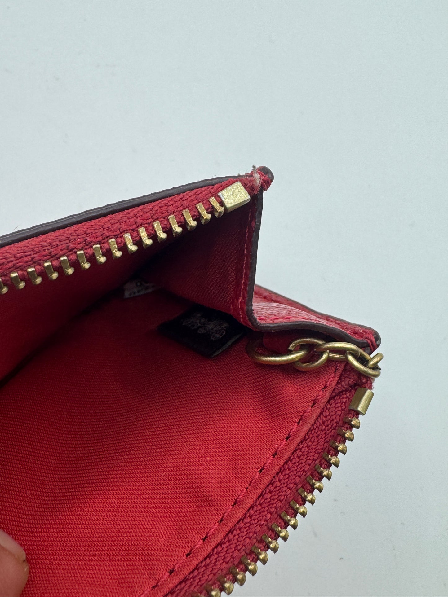 Vintage Coach Red Leather Zip ID Card Case Keychain Wallet – Excellent Condition