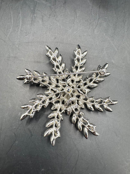 Sara Coventry Snowflake Brooch