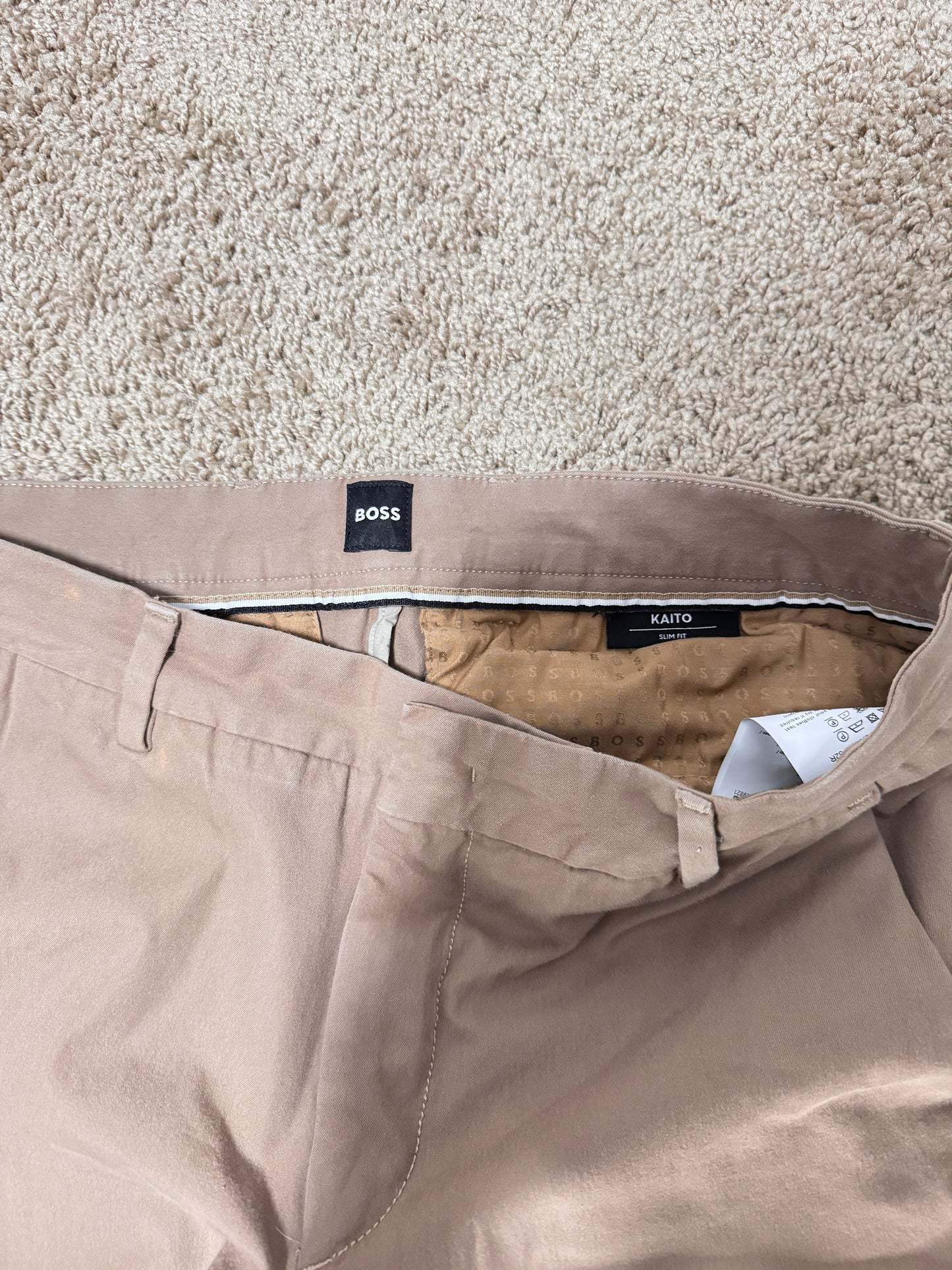 BOSS Hugo Boss Kaito Slim Fit Pants – Size 32R, Taupe/Beige, Dress Chinos