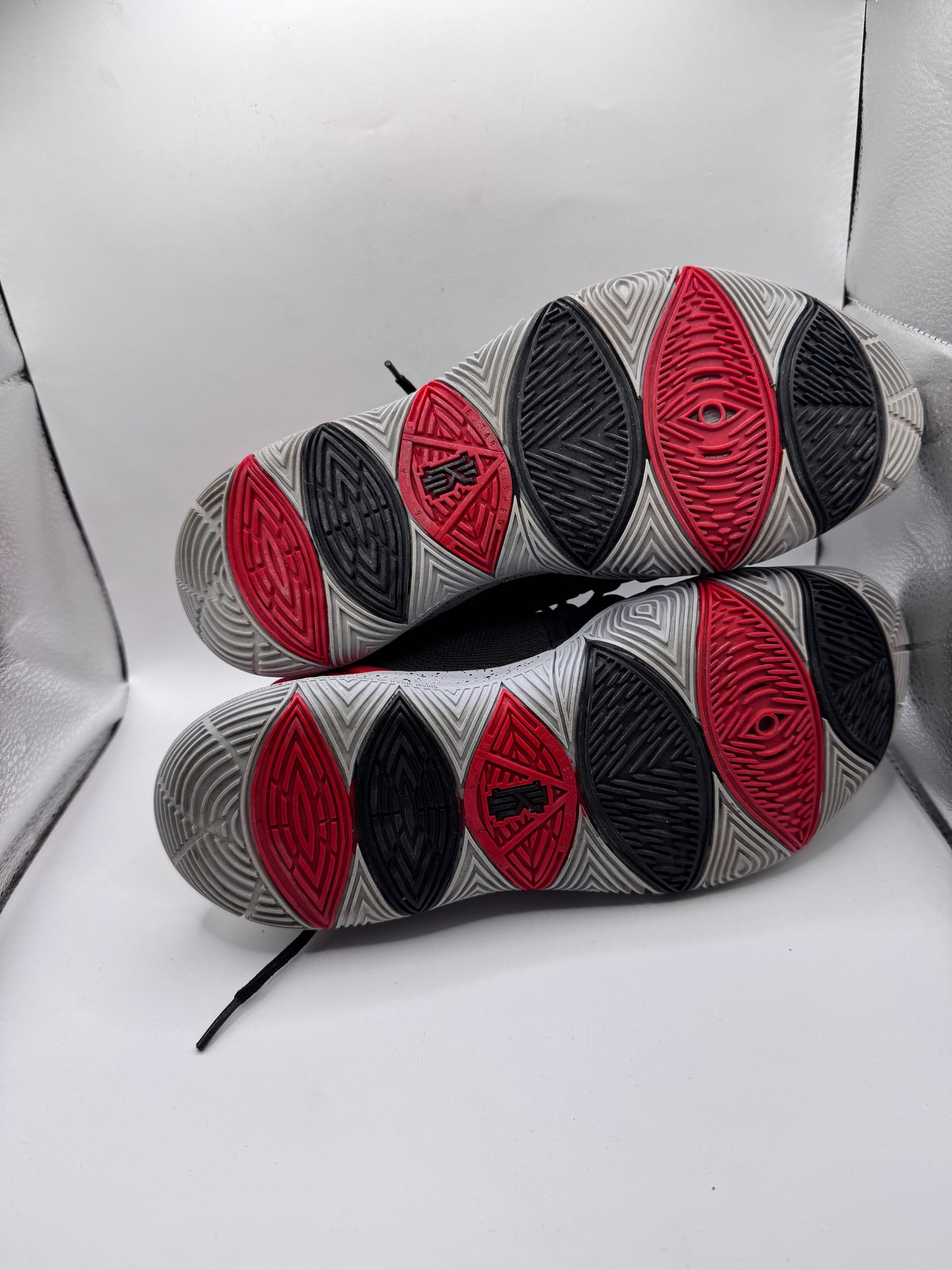 Nike Kyrie 5 “Bred” Basketball Shoes – Men’s Size 10, Black/Red, AO2918-600