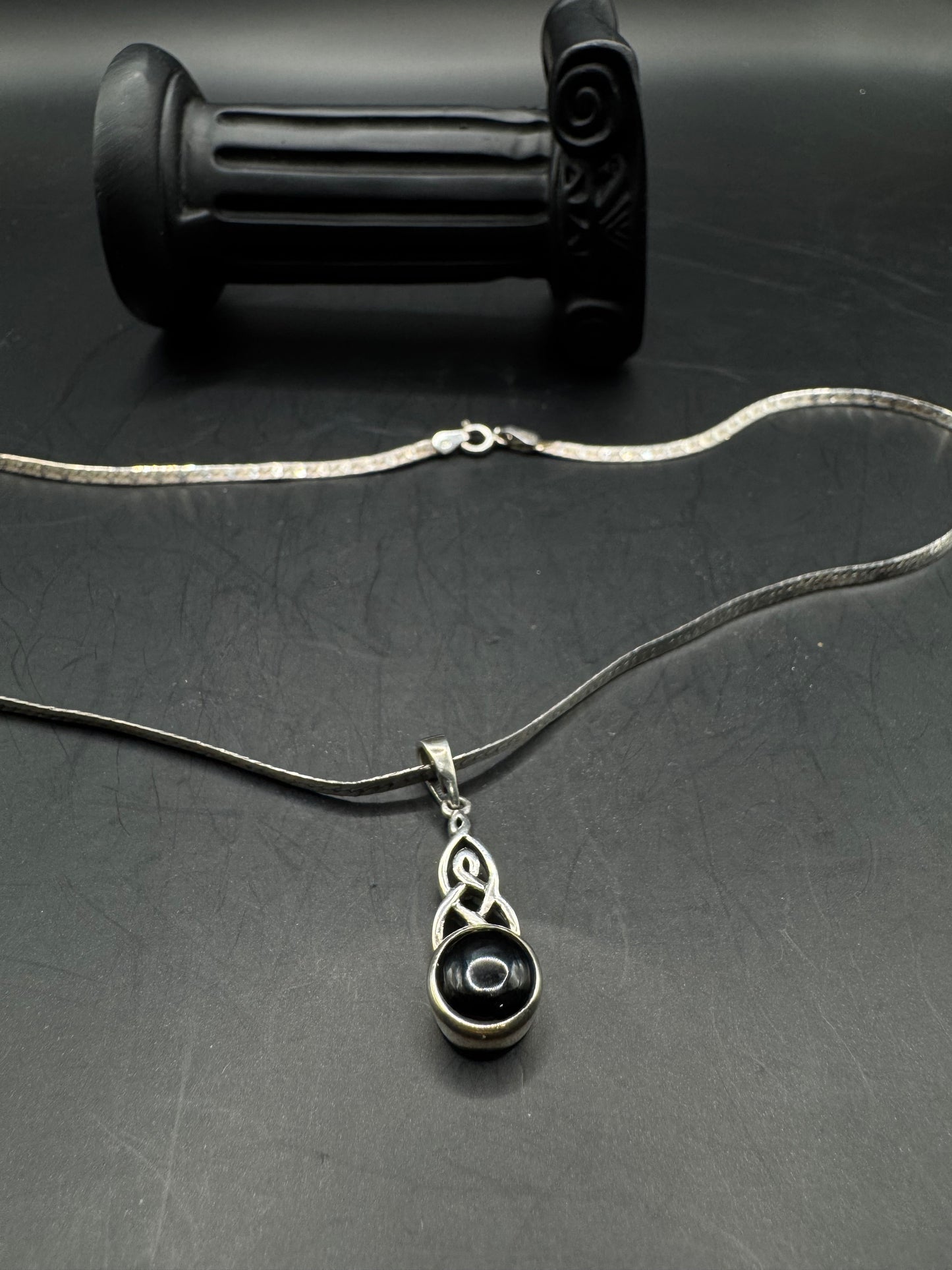 Sterling Silver Necklace with Onyx Pendant – 17”