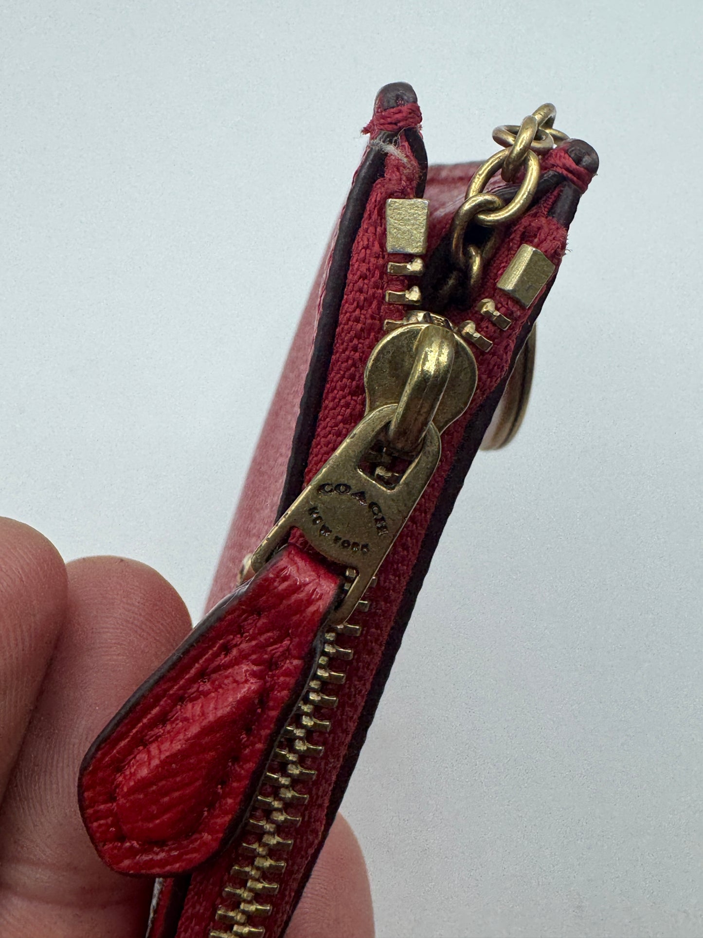 Vintage Coach Red Leather Zip ID Card Case Keychain Wallet – Excellent Condition