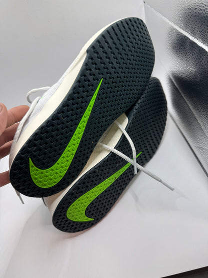 Nike Court Vapor Lite 2 Men’s Tennis Shoes – White | US 9.5 / EU 43