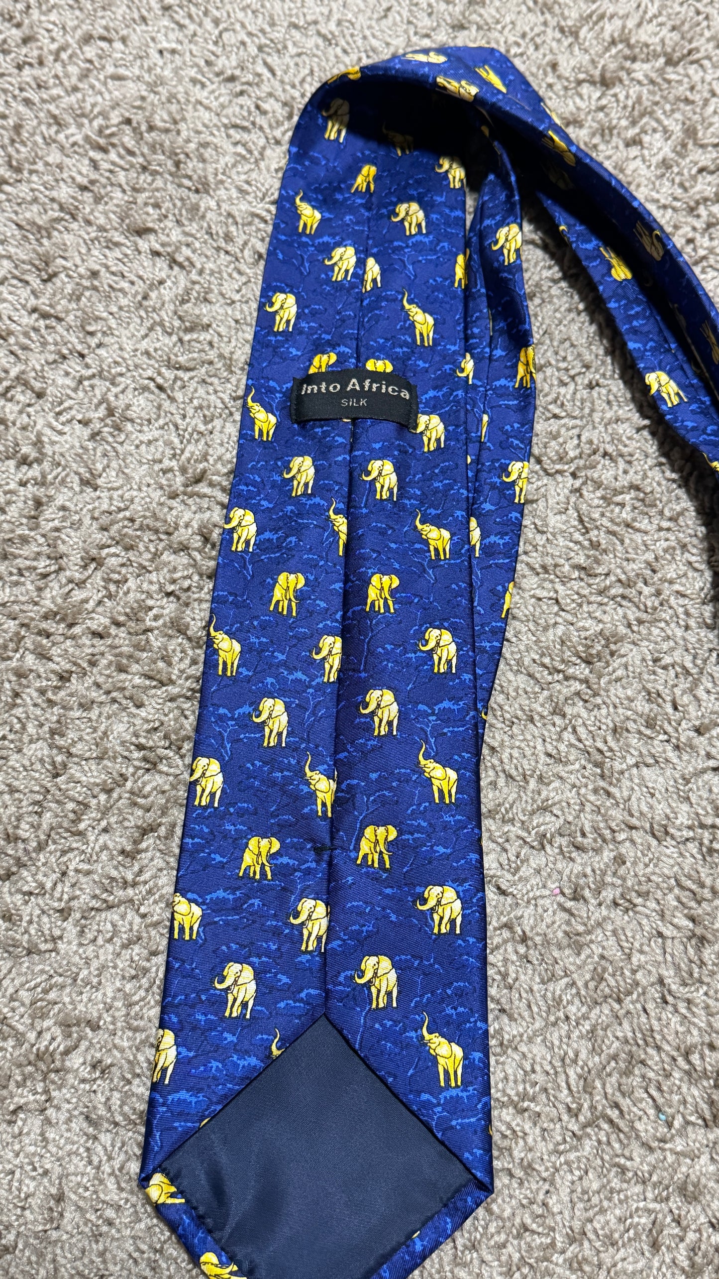 Vintage Into Africa 100% Silk Elephant Print Tie – Blue Safari Novelty Necktie 57” x 4”