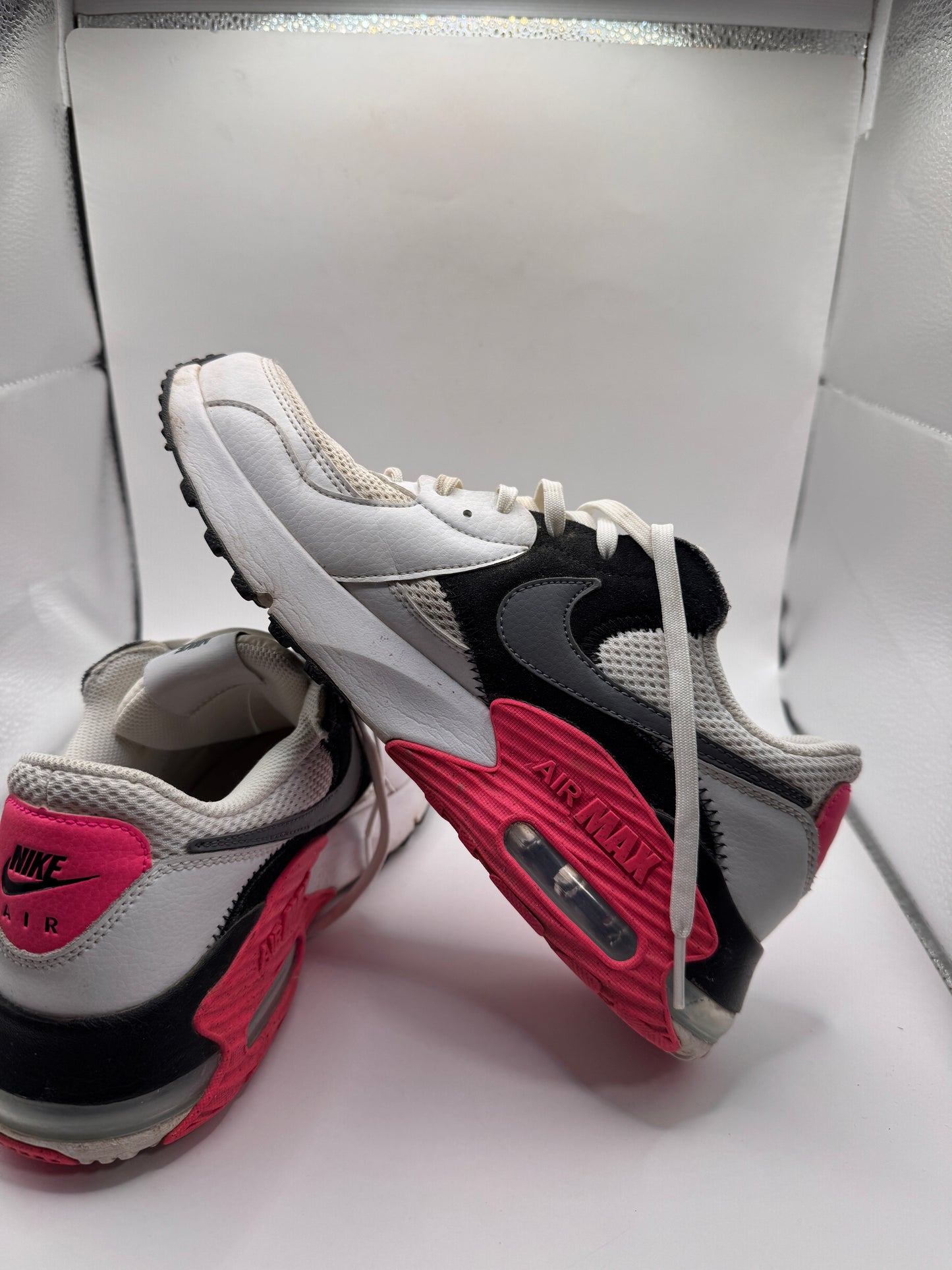 Women’s Nike Air Max Sneakers – White/Black/Pink – Size US 9 – Used