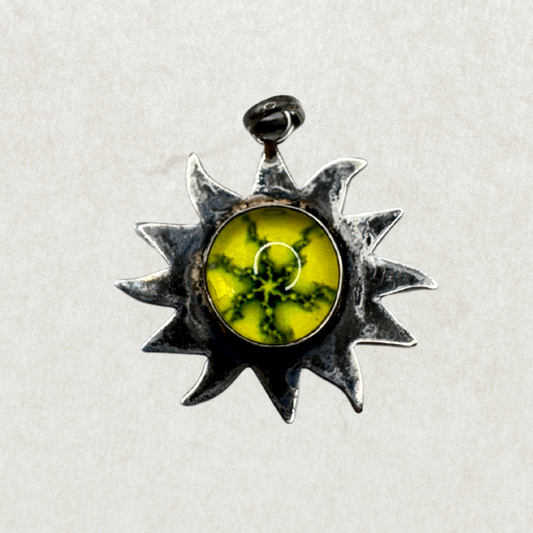 Vintage Sterling Silver Large Sunburst Pendant – Excellent Condition