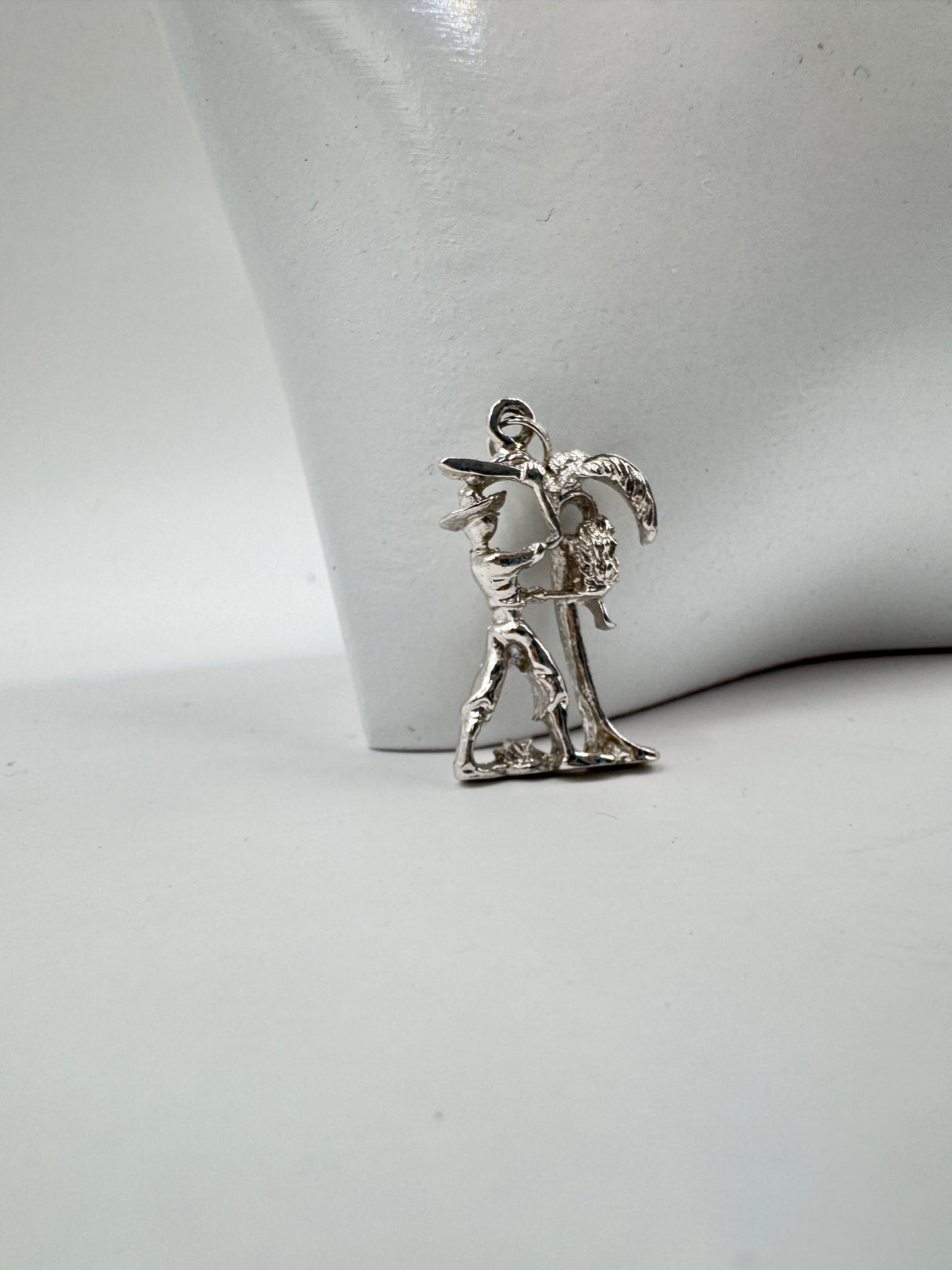 Vintage Sterling Silver Pendant – Farmer & Palm Tree Scene