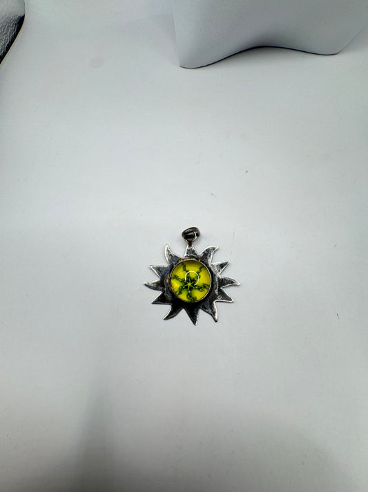 Vintage Sterling Silver Large Sunburst Pendant – Excellent Condition