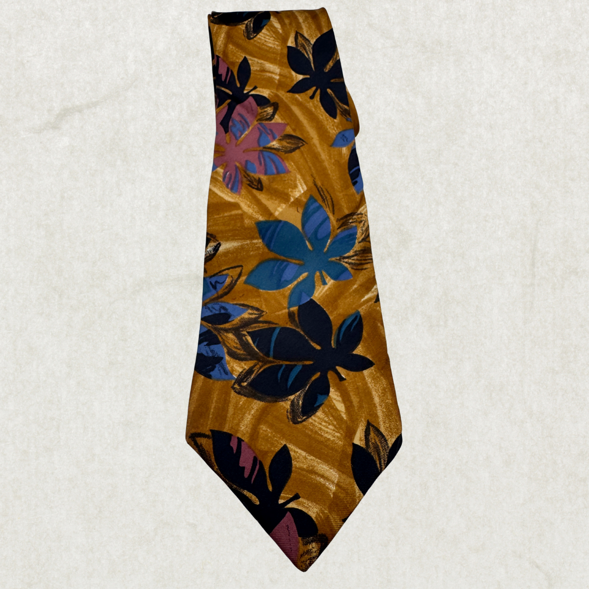 Vintage Boulevard Club Platinum Collection Silk Tie – Bold Floral, 56” x 4”
