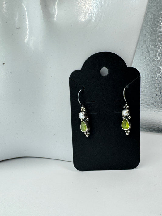 Vintage Sterling Silver Peridot & Pearl Drop Earrings – Artisan Gemstone Dangles