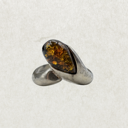 Silver Amber Marquise Twist Ring Size 6