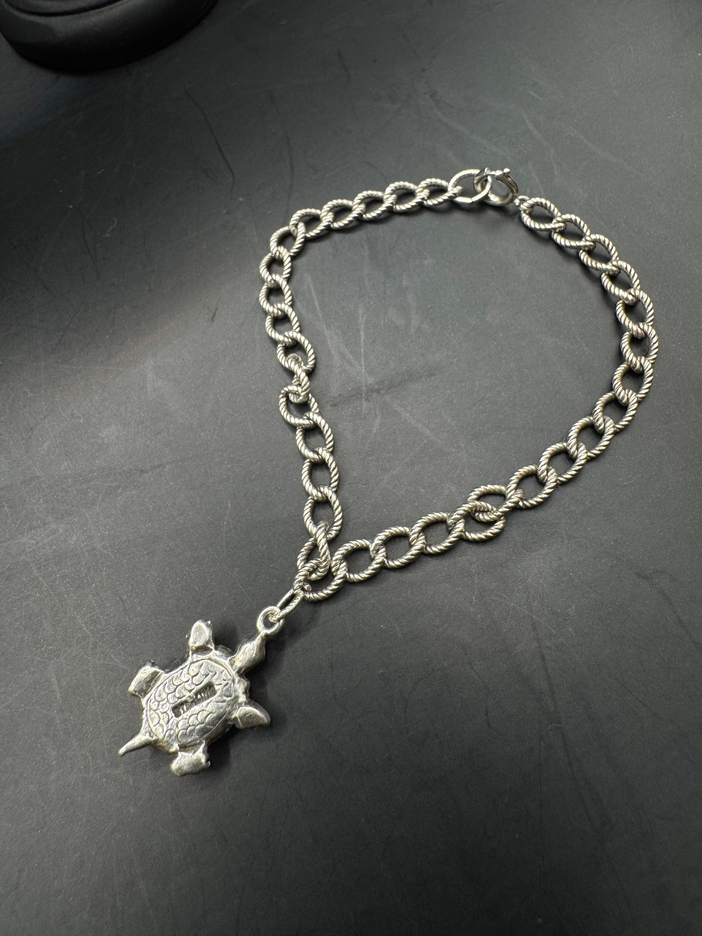 Vintage Sterling Silver Bracelet with Turtle Charm – 7”