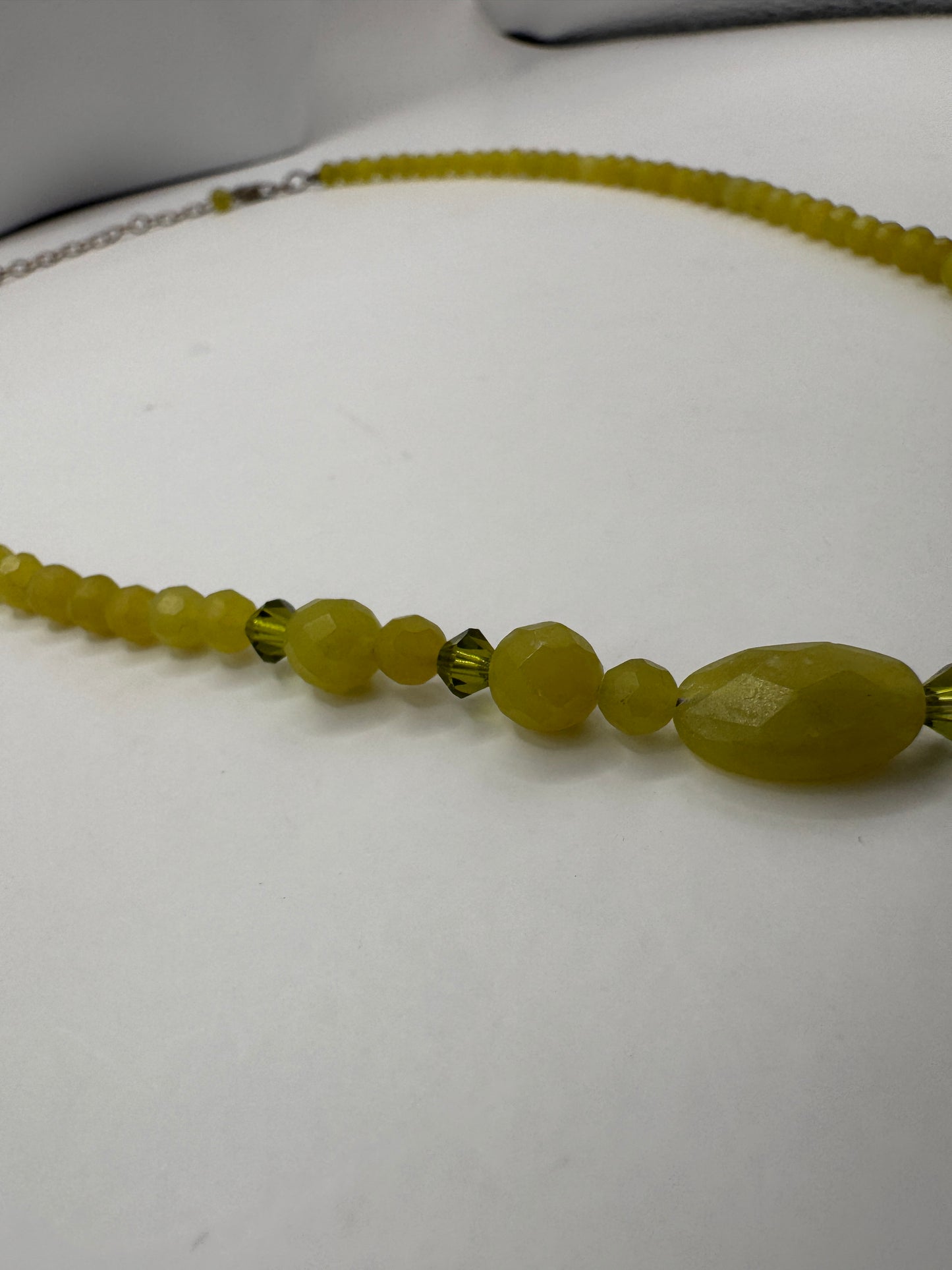 Vintage Handmade Green Jade Gemstone Necklace – Wire-Wrapped Teardrop Pendant, 925 Clasp