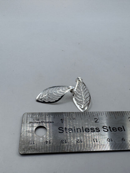 Vintage Sterling Silver Leaf Stud Earrings – Excellent Condition