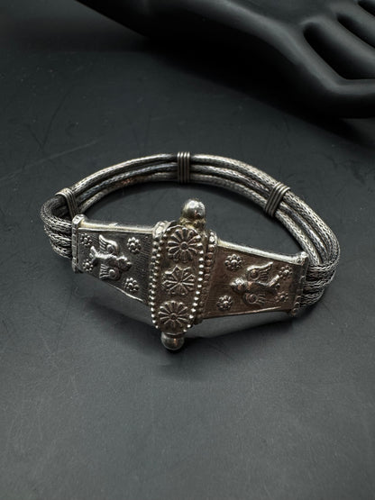 Handcrafted Vintage Sterling Silver Bracelet – Floral & Bird Motif