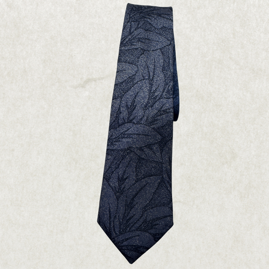 Vintage Biaggiotti Silk Tie – 100% Silk, Tonal Navy Leaf Pattern