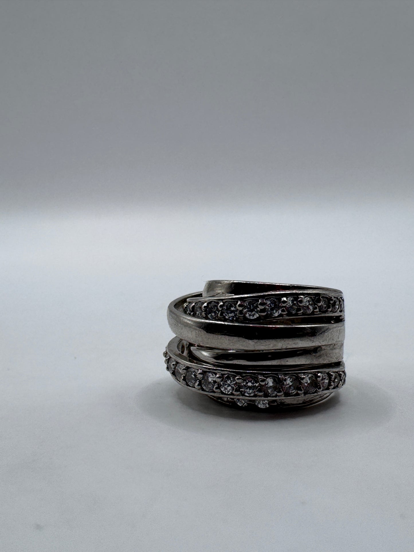 Sterling Silver 925 NH Diamond Band Ring, Size US 3.5 – One Diamond Missing