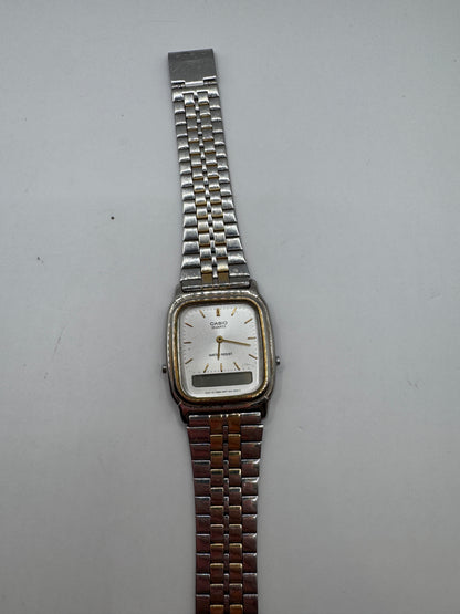 Vintage Casio 306 AQ-307 Watch – Two-Tone Stainless Steel, Good Condition