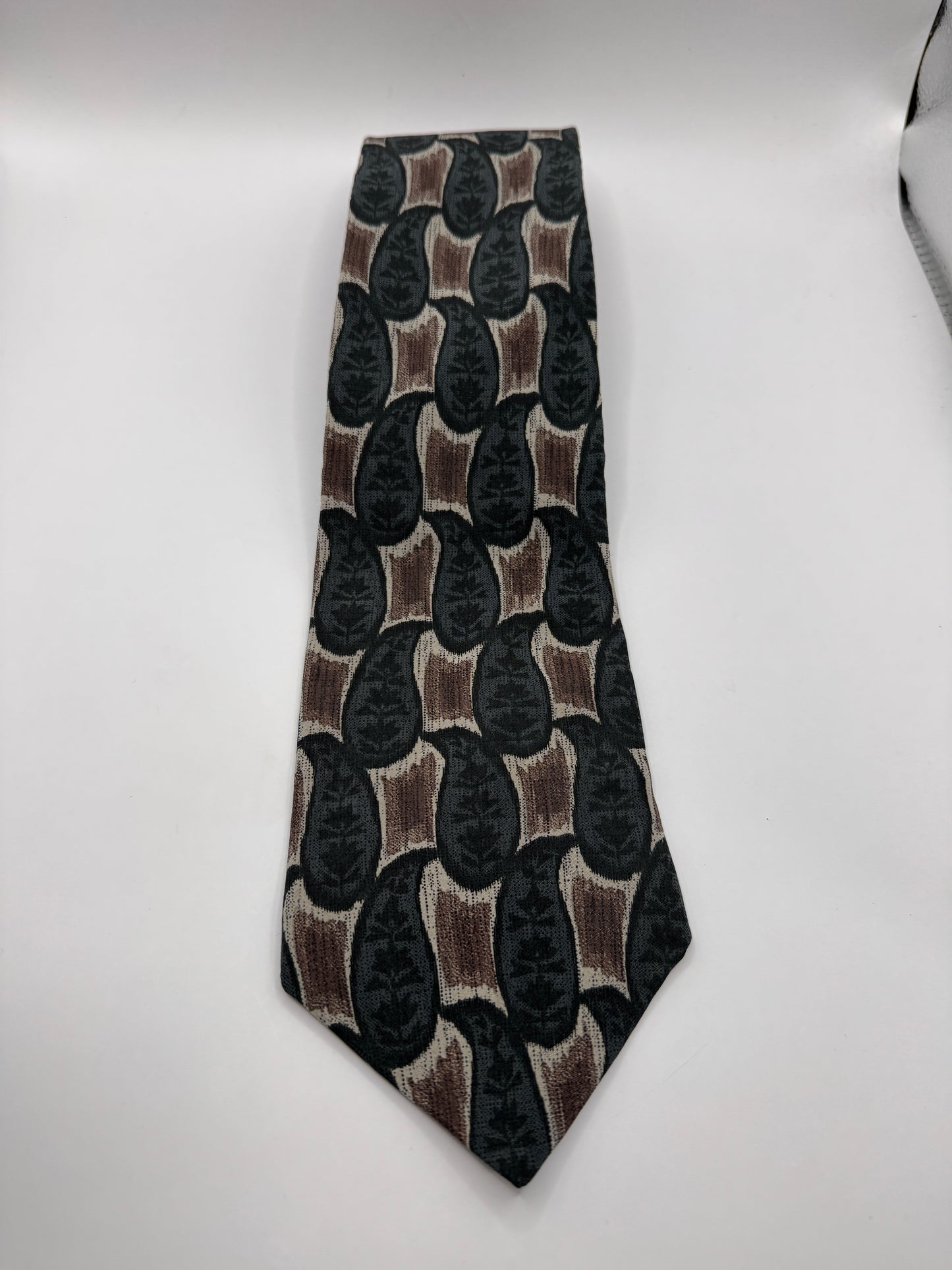 Vintage Pierre Cardin 100% Silk Tie – Brown & Black Abstract Pattern, 57” x 4”
