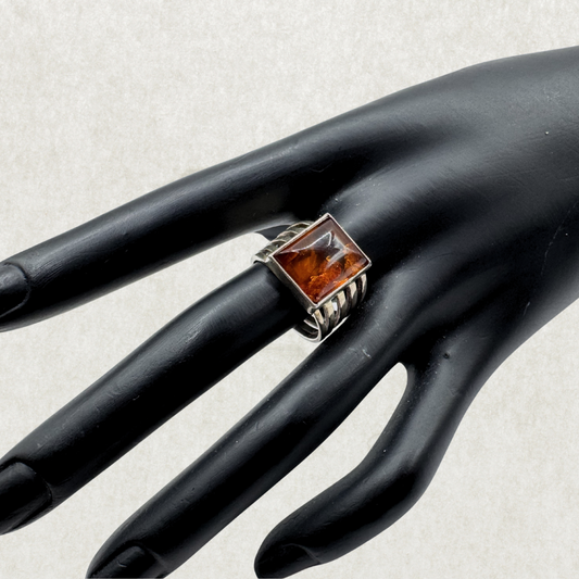 Large Vintage Sterling Silver Baltic Amber Ring Size 7.5
