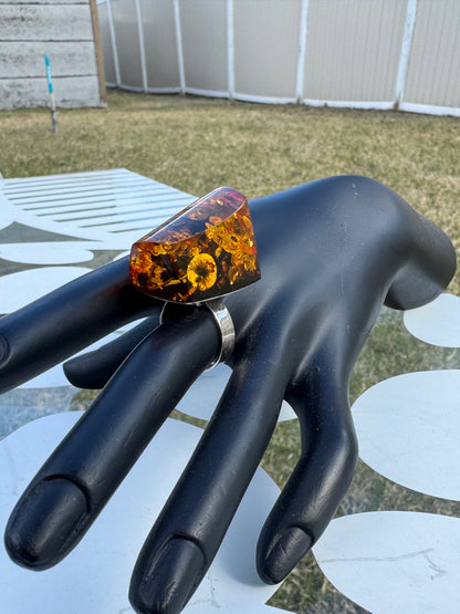 Vintage Sterling Silver Ring with Natural Amber Unique Inclusions Sz 9.5