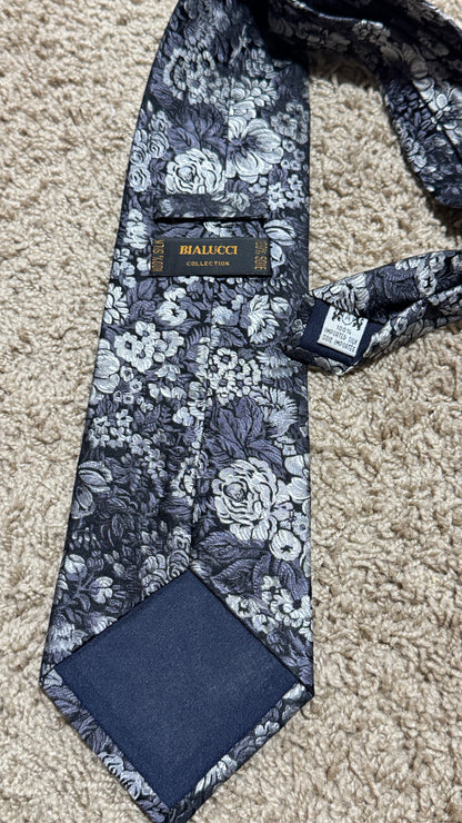 Vintage Bialucci Collection 100% Silk Floral Tie – Monochrome Botanical Designer Necktie Gray Black 56” x 4”