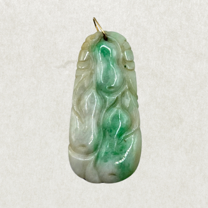 19th Century Chinese Jade Botanical Pendant with 22K Gold Loop – Excellent Condition